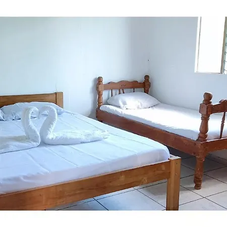 Cabinas Lilliana Hostel